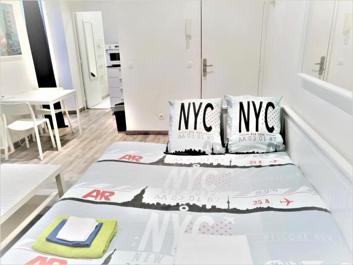 Appartement Proche Centre Ville, Gare Et Autoroute 默伦 外观 照片
