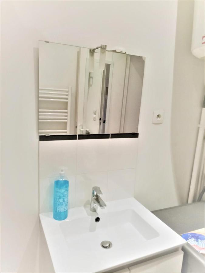 Appartement Proche Centre Ville, Gare Et Autoroute 默伦 外观 照片