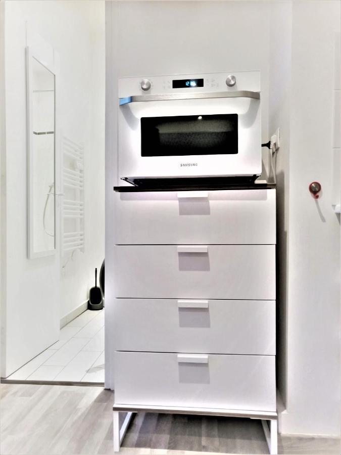Appartement Proche Centre Ville, Gare Et Autoroute 默伦 外观 照片