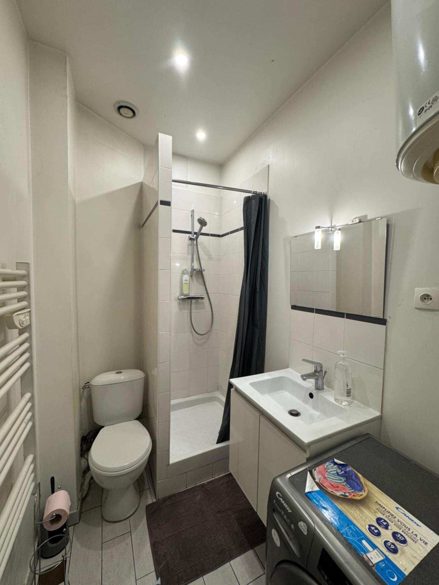 Appartement Proche Centre Ville, Gare Et Autoroute 默伦 外观 照片